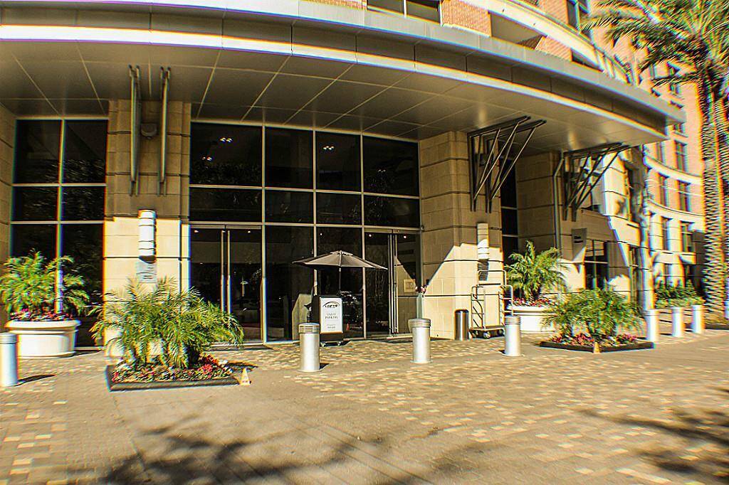 Lofts on Post Oak with free Valet