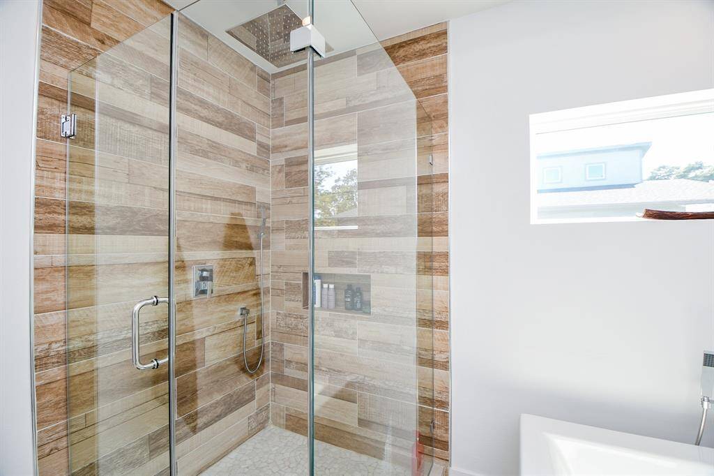 A closer view of the exquisite master shower.