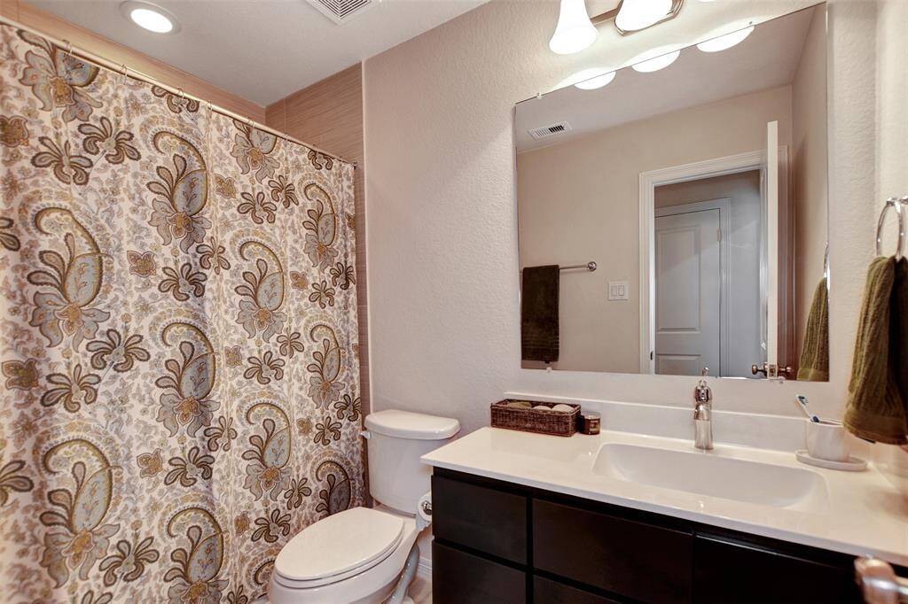 4th Full Bathroom