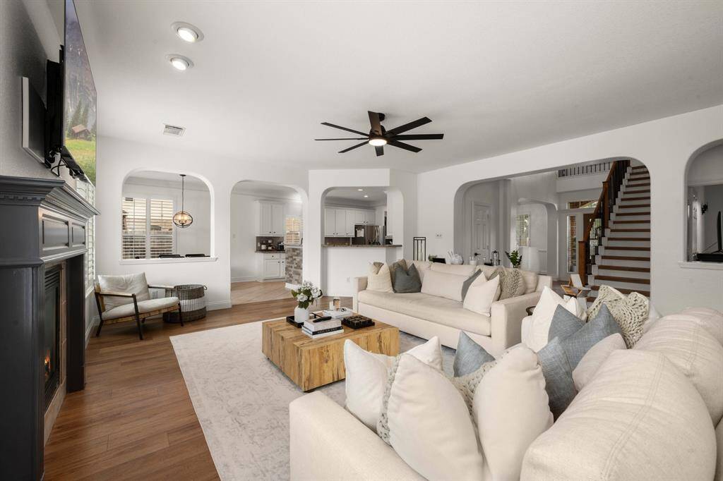 Home has been recently painted throughout, ready for your personal touch!