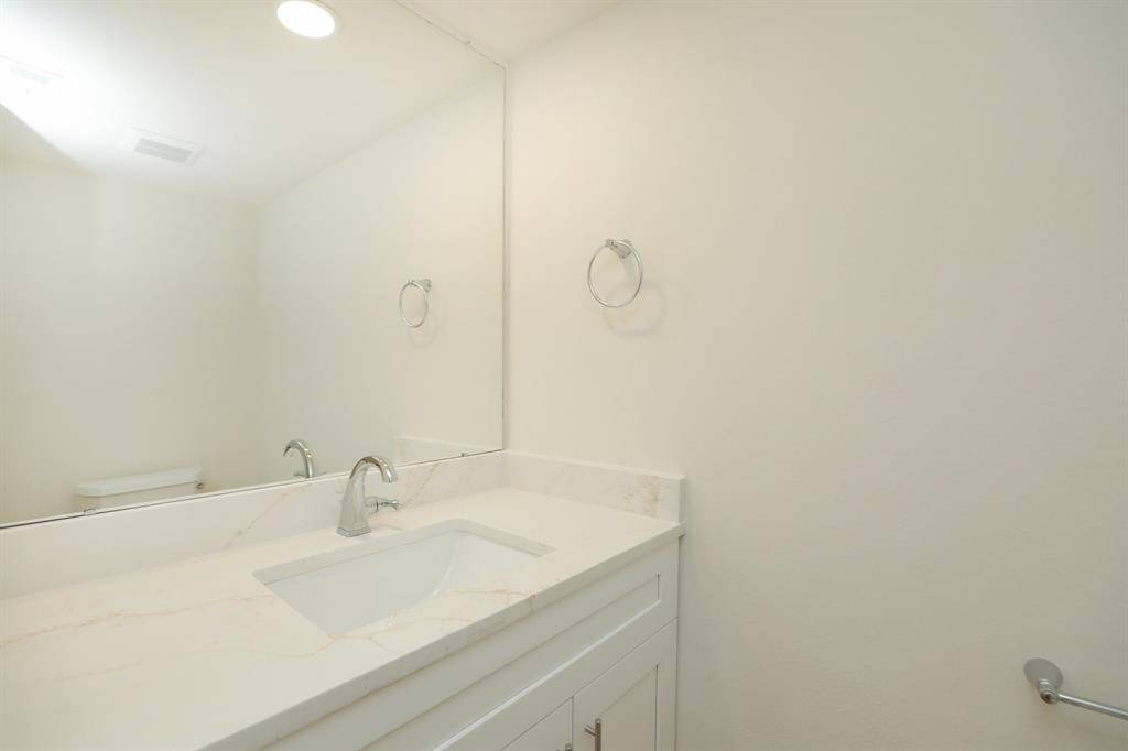 powder room