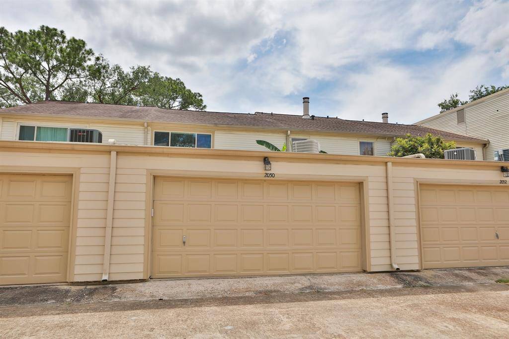 2 car oversized garage