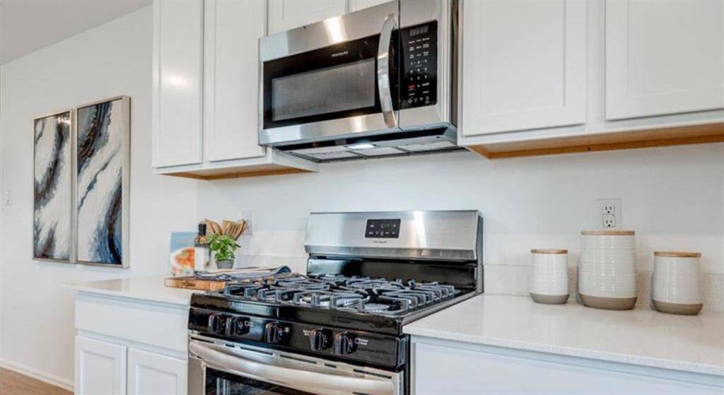 MODEL HOME kitchen