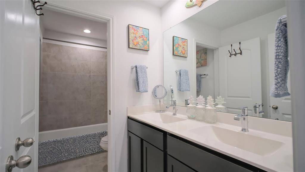 Upstairs bathroom