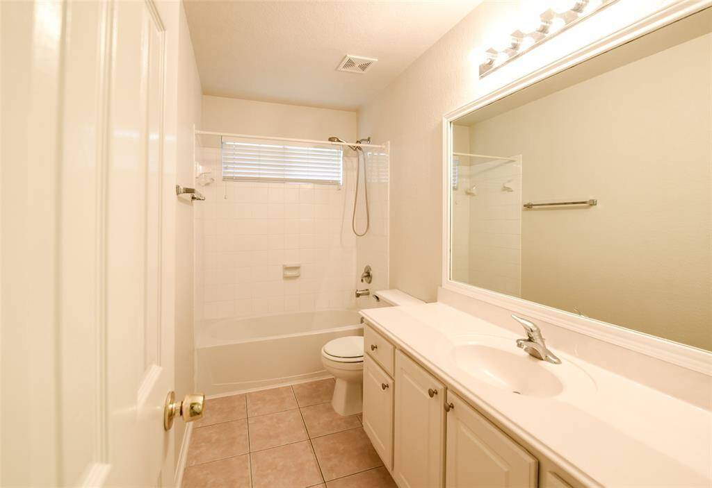 Secondary hall bath