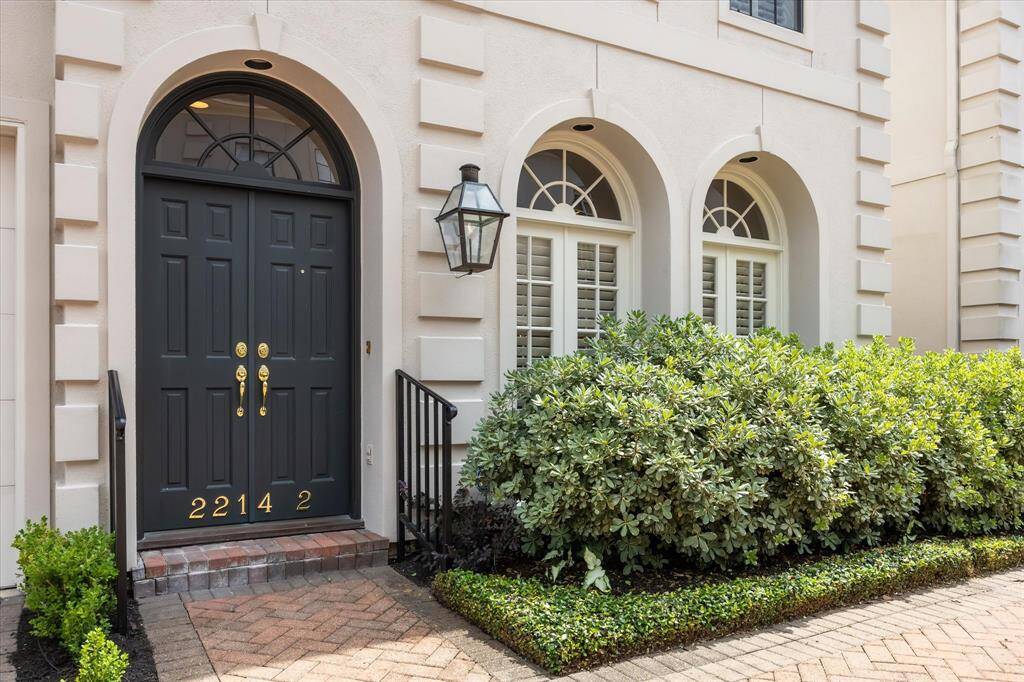 Designed by Lucian Hood and built by William Carl, this one owner home has been impeccably maintained. Exuding elegance and pristine interiors, the traditional design has been thoughtfully updated with timeless style and luxe materials.