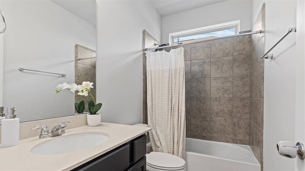 Full bathroom downstairs