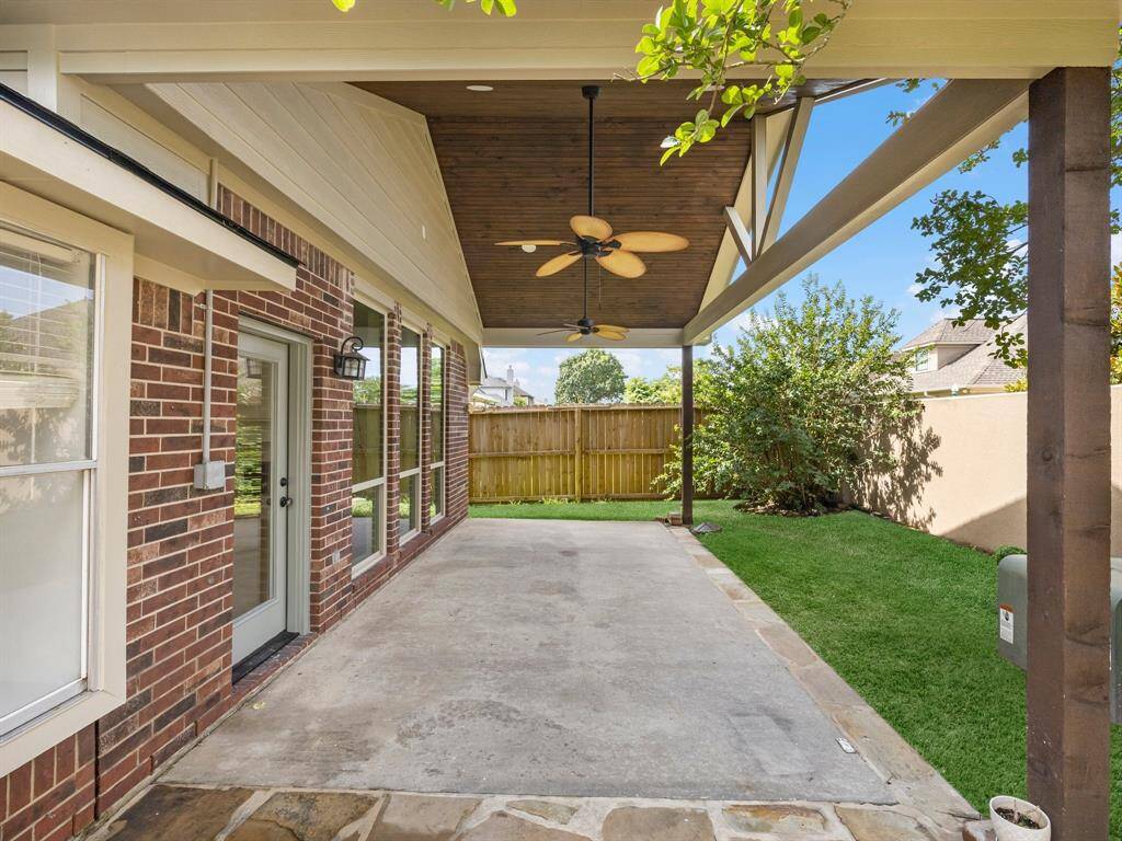 Enjoy this covered Patio Perfect for entertainment!