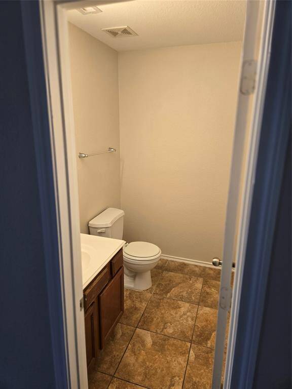 Upstairs full bath