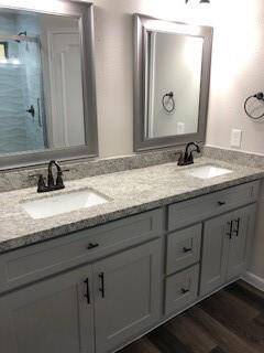 Dual Sink in Primary bath