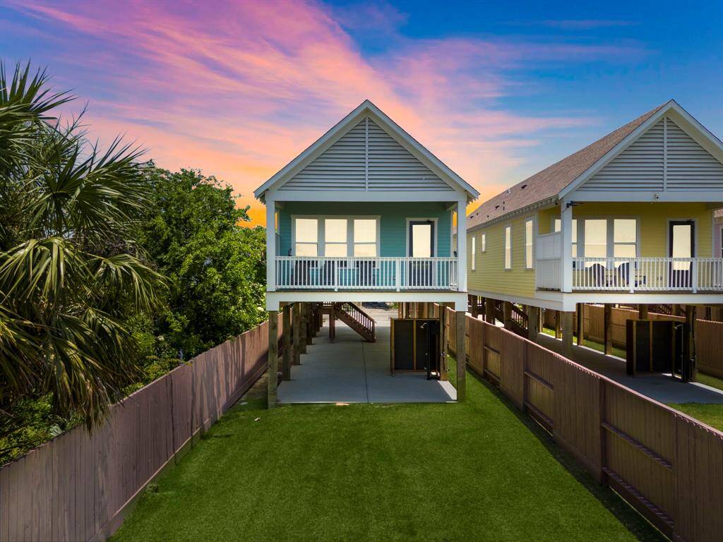 Roomy fenced backyard for relaxing and/or entertaining.