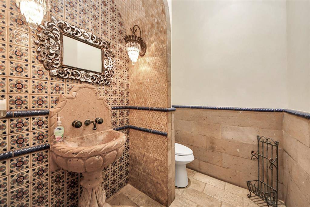 Half bathroom