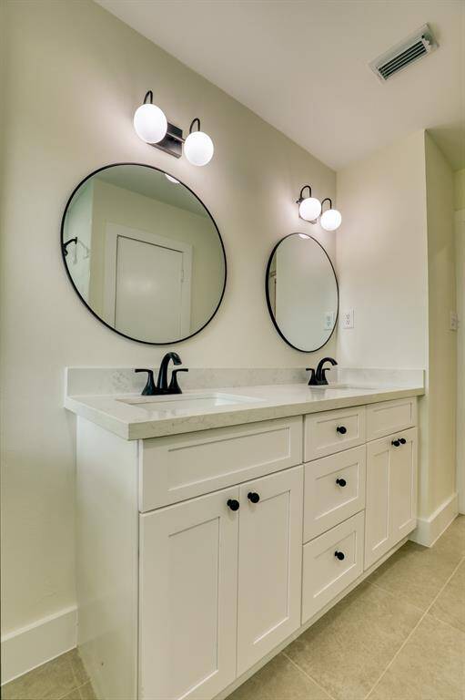 Guest bath