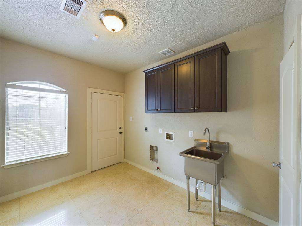 1st Floor Utility Room
