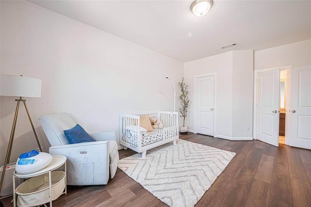 4th bedroom upstairs