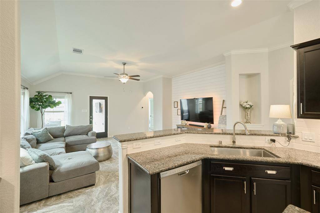 A great set up for entertaining family and friends.