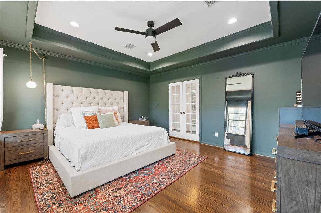 Primary bedroom