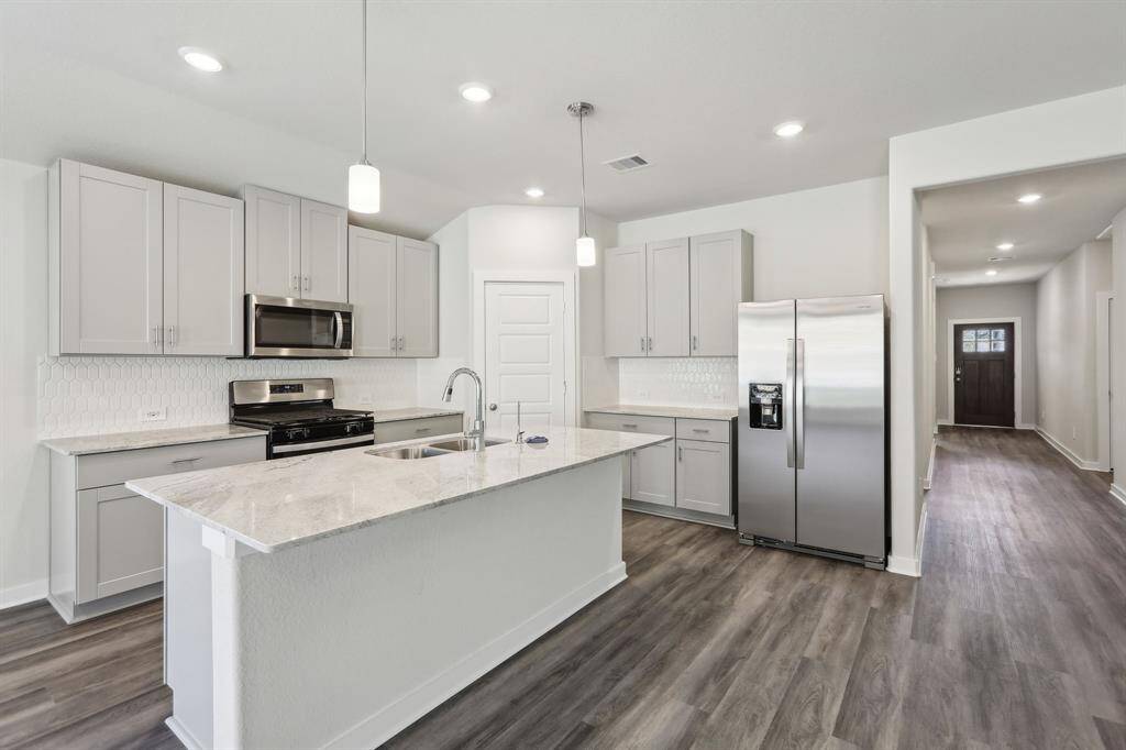 Photo is not of the actual home but is an inspirational photo of builder’s model home and may depict options, furnishings, and/or decorator features that are not included.