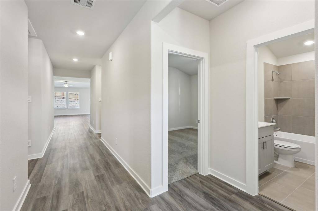 Photo is not of the actual home but is an inspirational photo of builder’s model home and may depict options, furnishings, and/or decorator features that are not included.