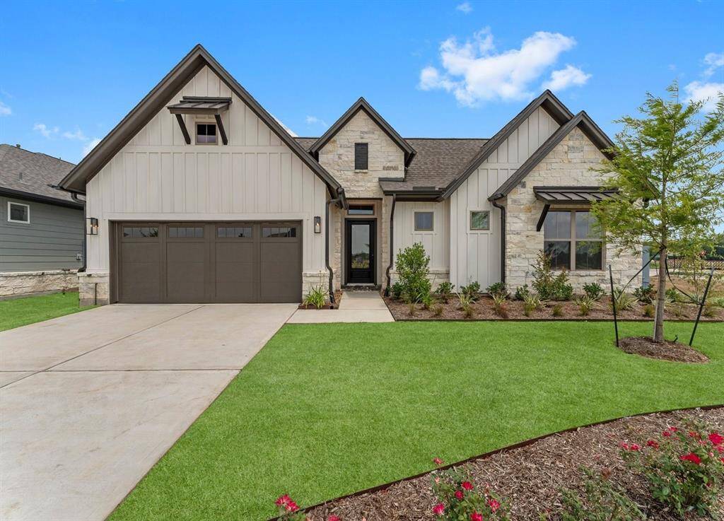 Move-in Ready 3 Bedroom, 3 Bath Home
