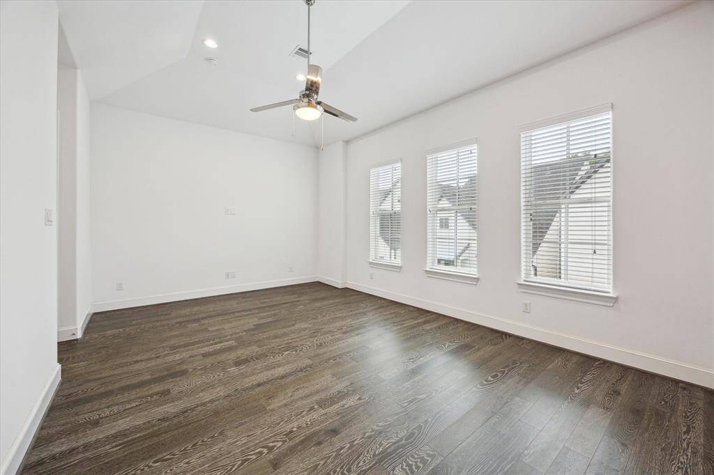 Powder half bath on 2nd floor