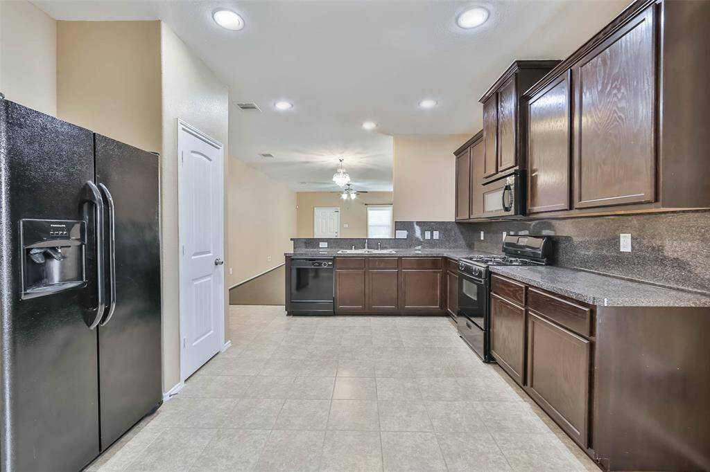 Refrigerator included