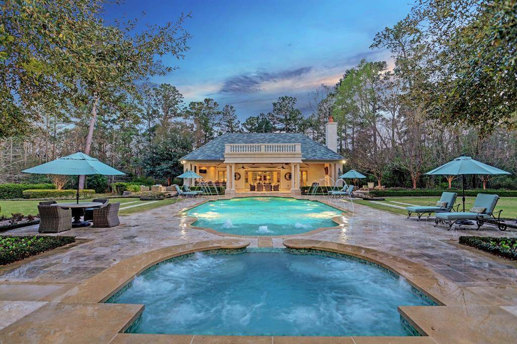 Every detail has been carefully considered in this property, including the private pool house, which mirrors the exquisite craftsmanship of the main home. The expansive outdoor living spaces offer numerous options to relax and entertain in style.