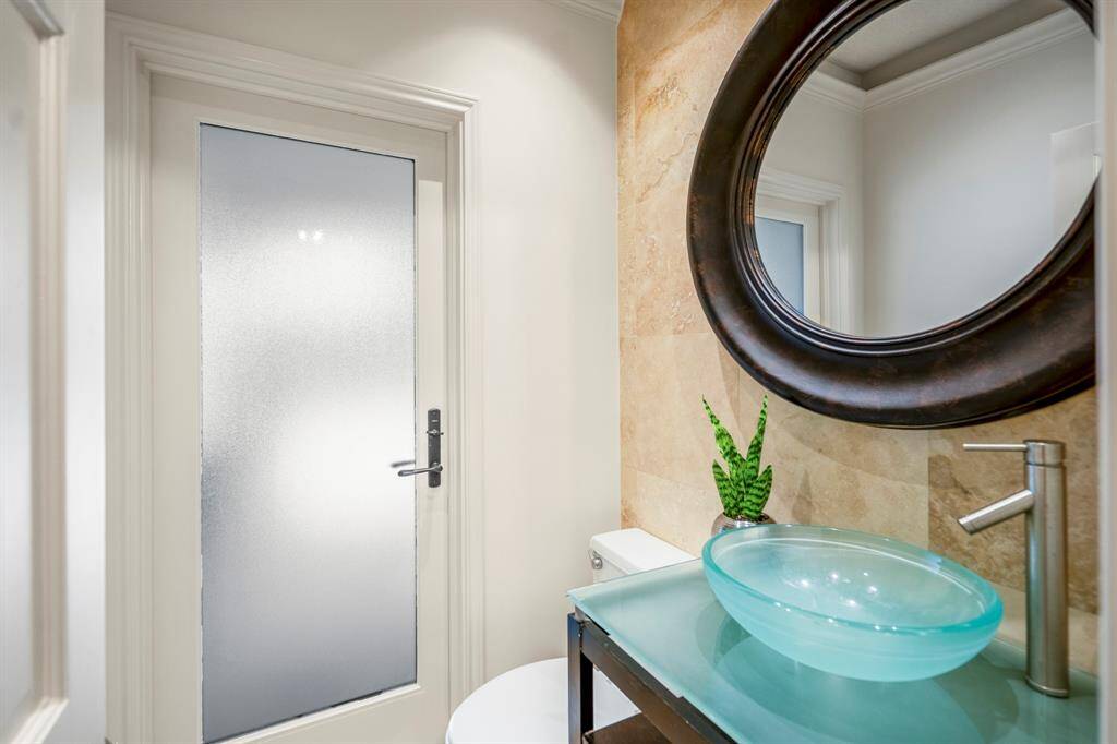 Enjoy the convenience of this half bath with access to pool; absolutely a great feature when enjoying the summertime around the pool.