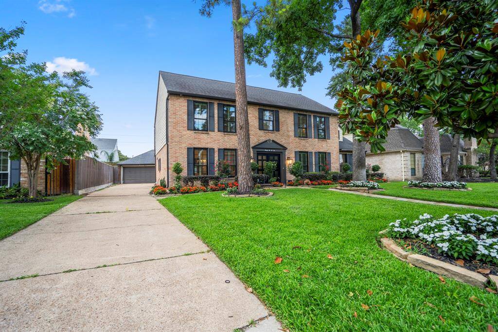 Great curb appeal, surrounded by manicured lush landscaping, as well as sprinkler system front & back. The home was renovated with intention with quality & care!
