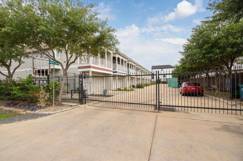 Auto gate into community.