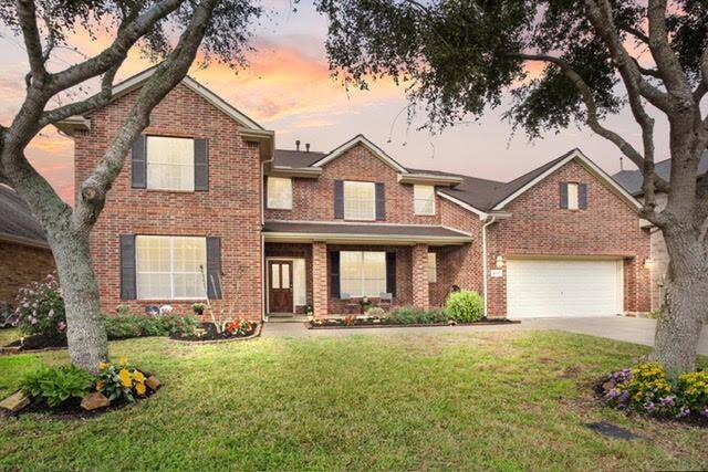 Welcome Home to 4204 S. Meridian Greens Drive.
