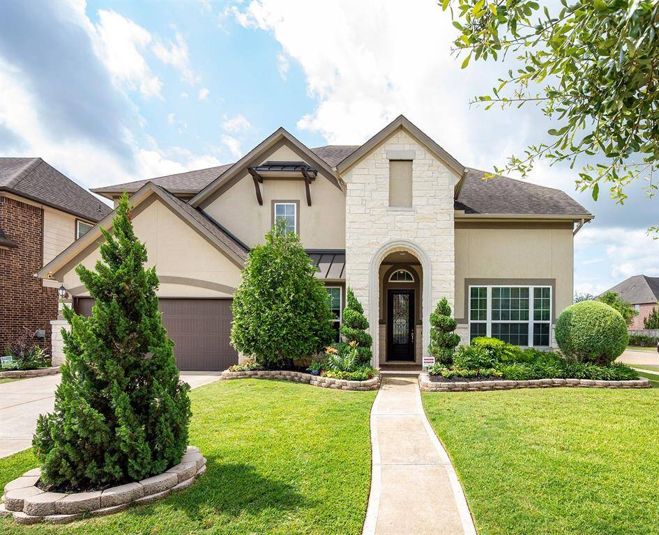 Welcome to the beautiful  well care 4423 Sterling Height in the sought after Riverstone community