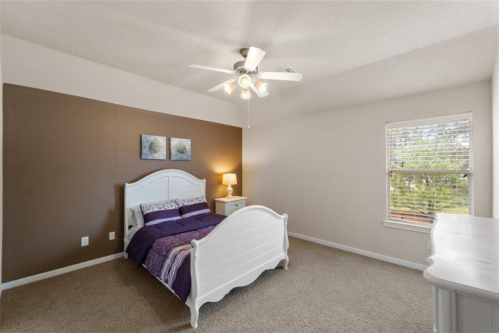 guest bedroom 2nd floor