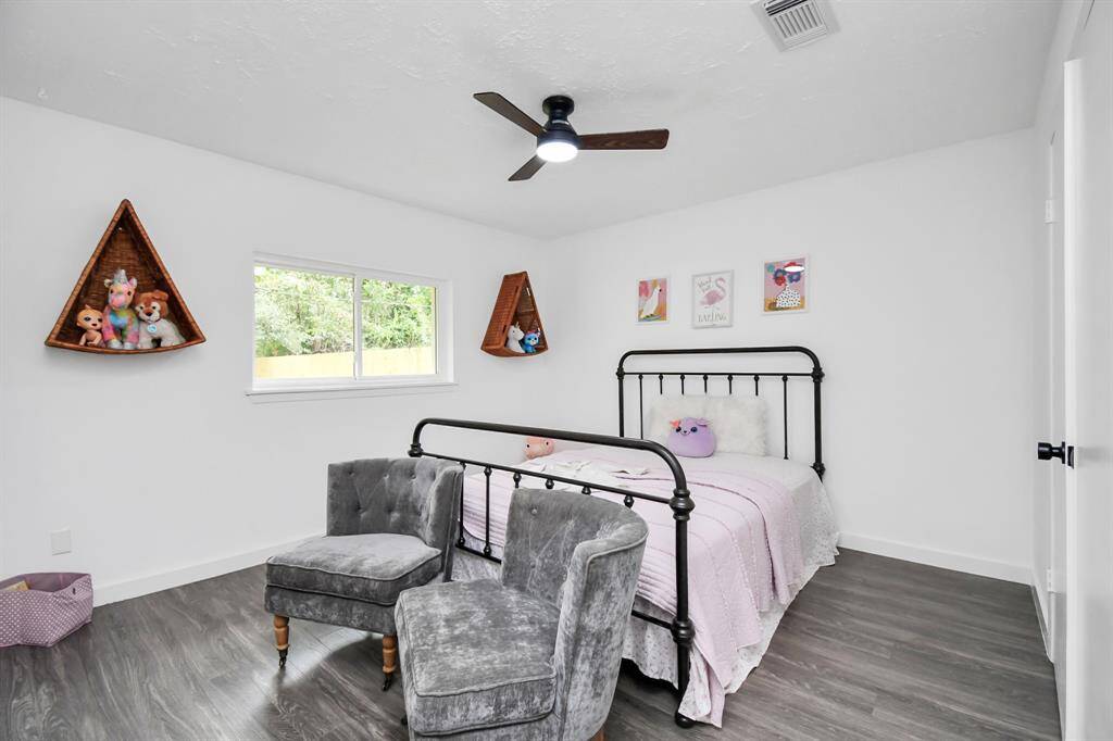 Secondary Bedroom
