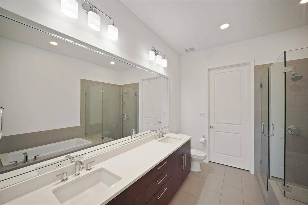 Primary bathroom, double sinks