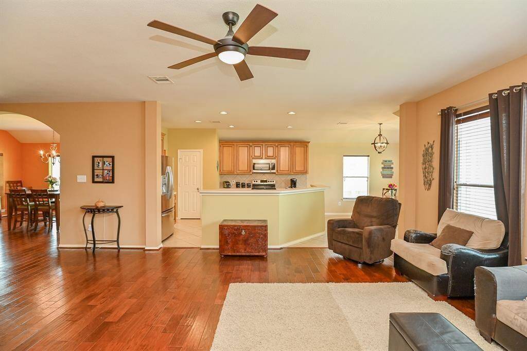 The Interior Pictures are not current pictures the interior wall colors has been modified to a neutral colors and all unified