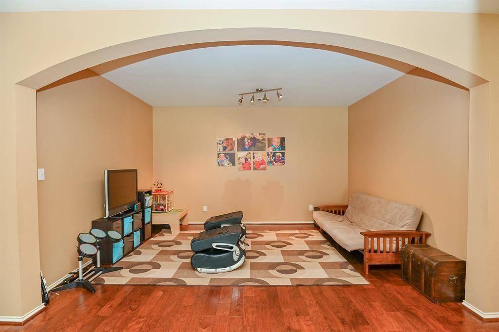 The Interior Pictures are not current pictures the interior wall colors has been modified to a neutral colors and all unified