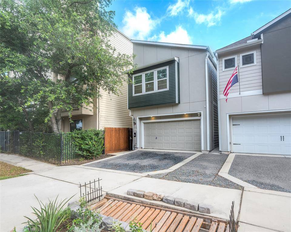 Thank you for virtually touring 5014 Lillian Street! Schedule a private showing today.