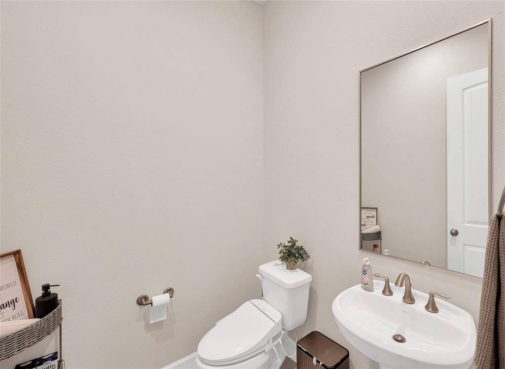 Powder bathroom.