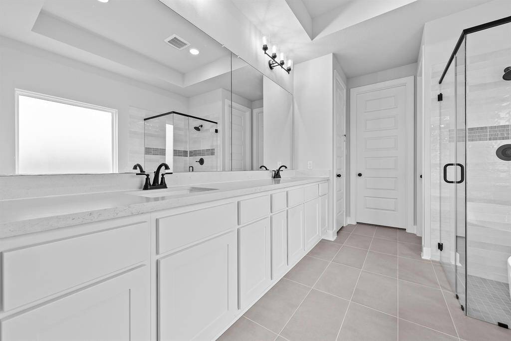 Representative photo. Home under construction. Design selections and colors may vary.