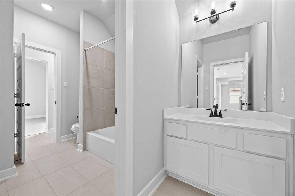 Representative photo. Home under construction. Design selections and colors may vary.