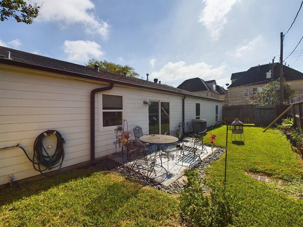 Each Unit with Large Private Yard