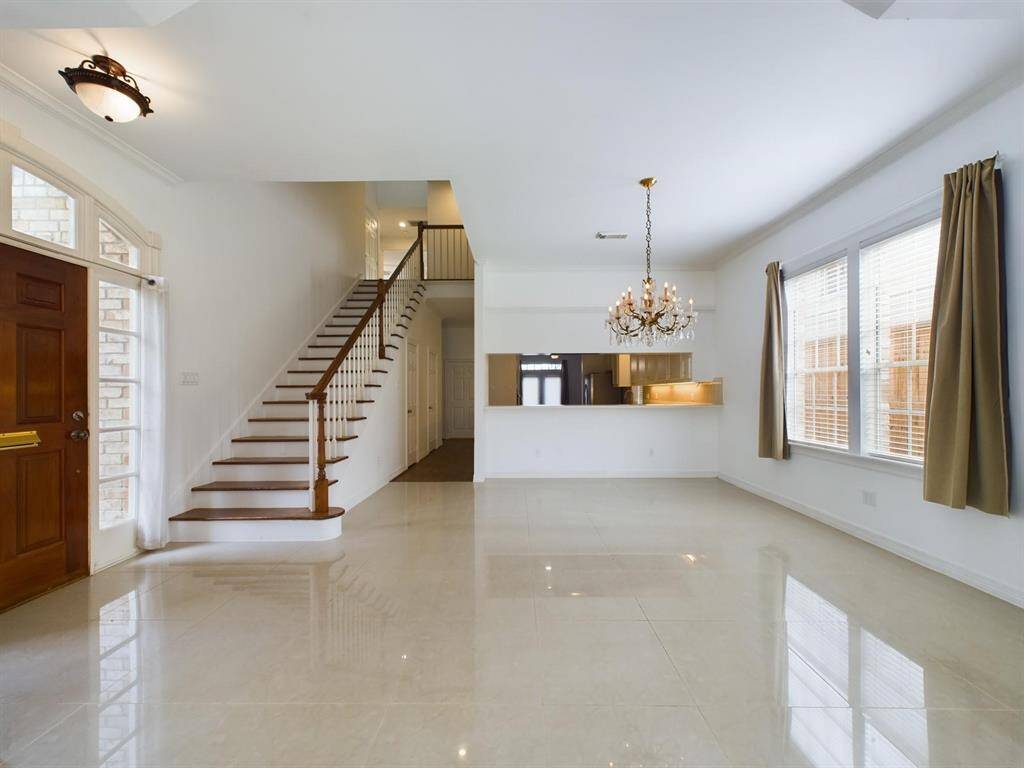 Enter into the Formal Dining