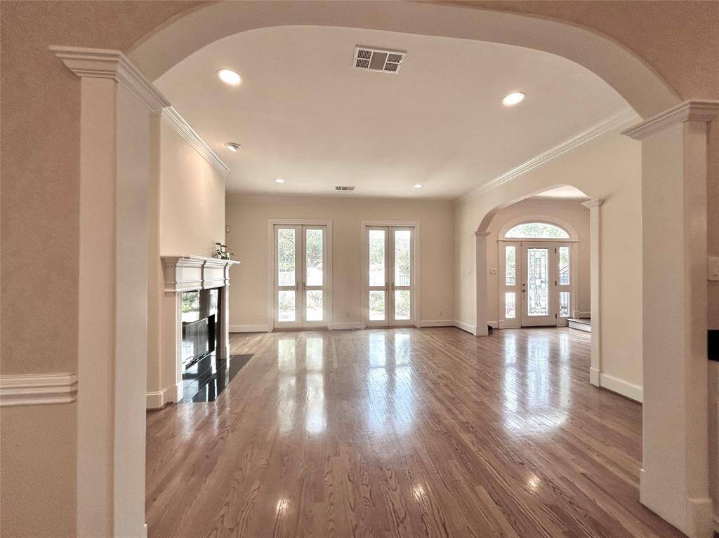 Living room view of the courtyard from dining area