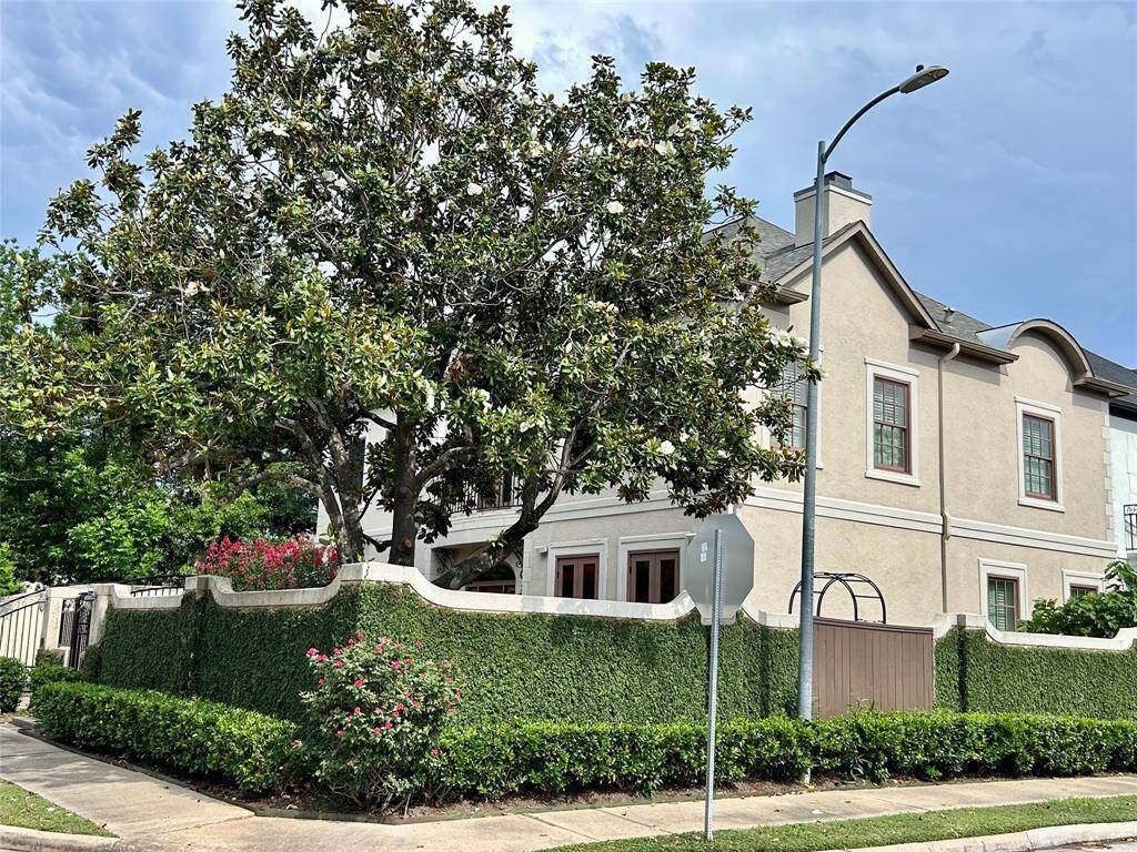 A quite and private corner with curb appeal