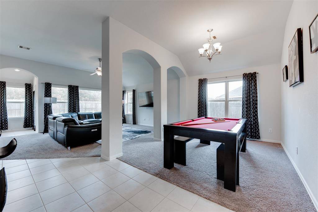 Open Floorplan for Entertaining