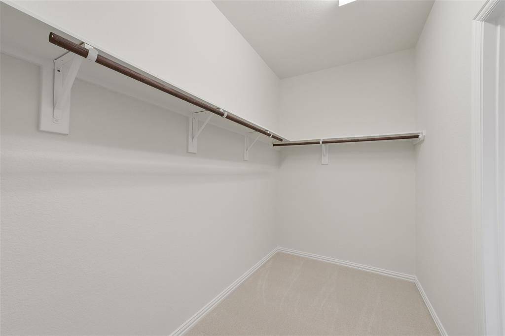 Spacious master walk-in closet!