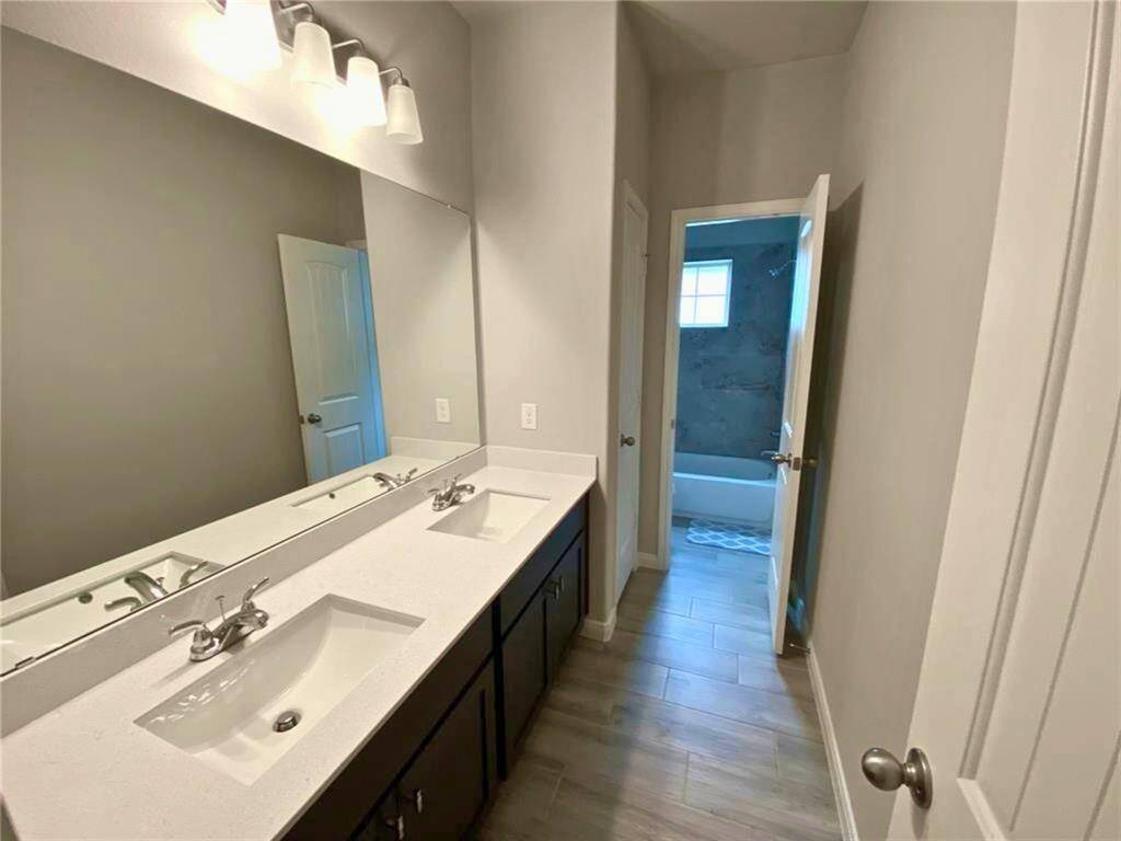 12. MASTER BATHROOM