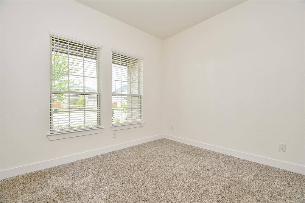 downstairs in-law bedroom
