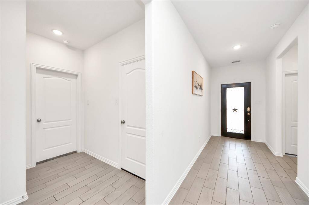 Hallway to bedroom 2 and 3